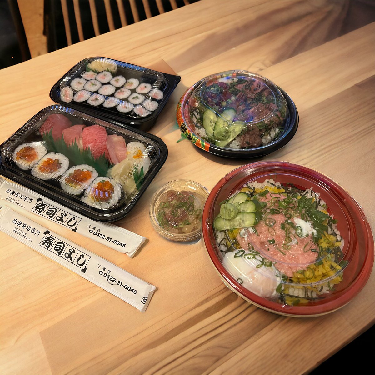 _KeisukeeeN's tweet photo. 旦那と一緒に「寿司よし」さんで注文しました🍣いつも美味しいお寿司をありがとうございます！ https://t.co/Z1bPsfT1FR
