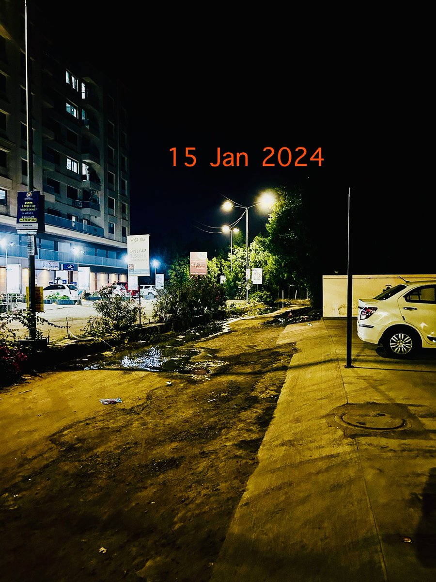 chandu9896's tweet photo. 🚨Urgent: For 20 days, drainage overflow persists in front of SPARSH RESIDENCY, Near Sterling Hospital, TP - 3, Bhayli. Despite repeated complaints, @VMCofficial only cleans the gutter superficially. We need a permanent solution! #BhayliDrainageIssue #Vadodara @CollectorVad https://t.co/jEdUyfiGv4