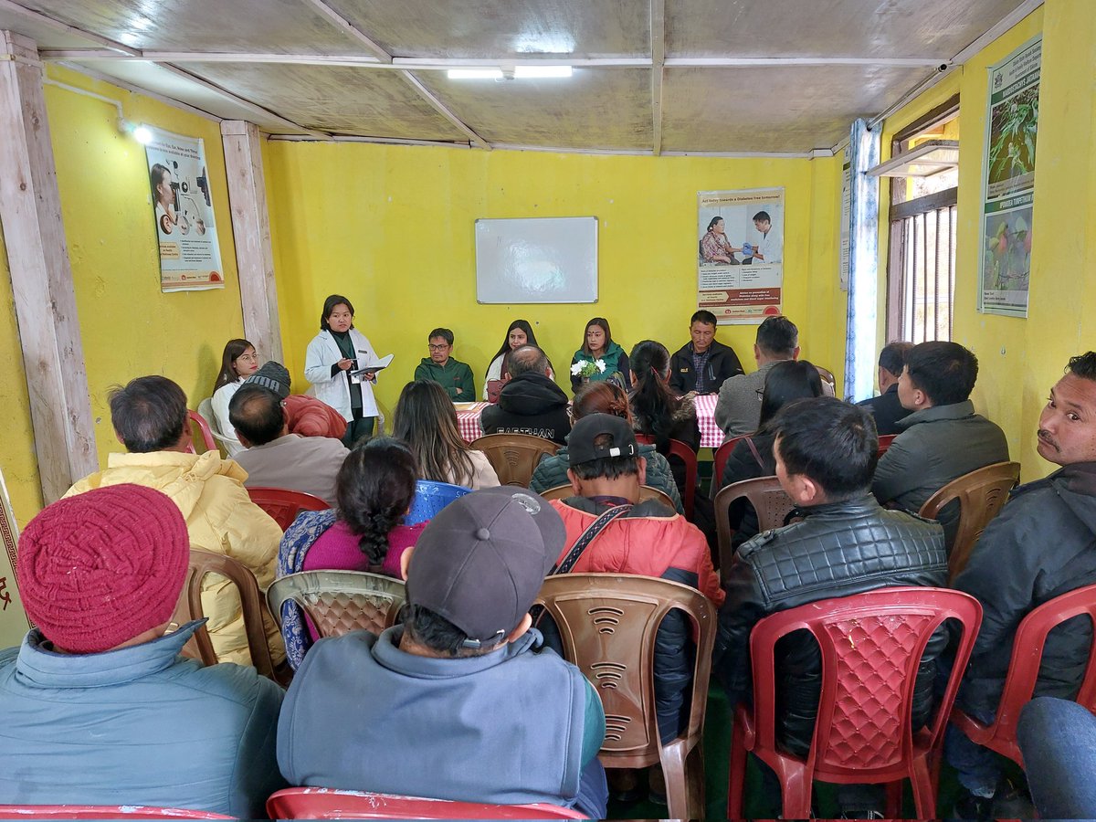 ChukitL's tweet photo. Co-ordination meeting with community people  for upcoming  NQAS  at Sadam HWC-SHC. @USAID_NISHTHA @AyushmanHWCs https://t.co/4zOvHq97Hx