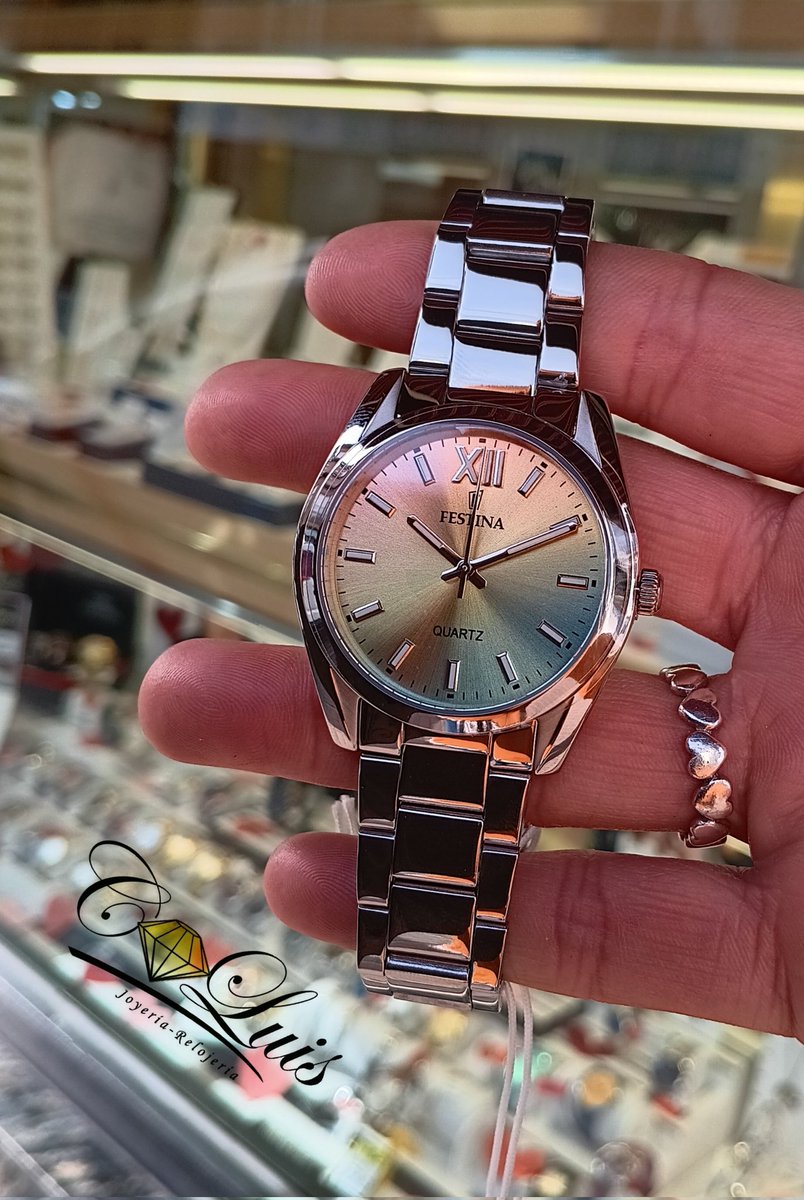 CLuisRelojeria's tweet photo. ⌚ᴇʟ ʀᴇʟᴏᴊ ᴅᴇ ʟᴀ ꜱᴇᴍᴀɴᴀ😍 
Un Festina para mujer en acero, sumergible, esfera multicolor. 2 años de garantía internacional.
*PVP* 89.-€
#Algete #Madrid  #ComerciosDeAlgete #Desde1982 #CompraEnAlgete #ApoyaAlPequeñoComercio #Relojería  #RelojesMujer #RelojesFestina https://t.co/2Vd8FZkA4S