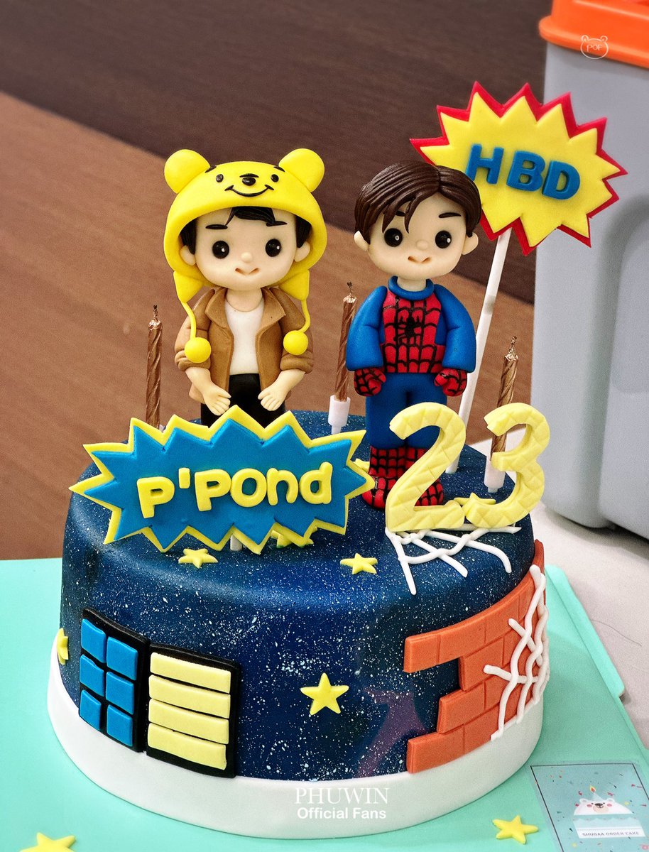 PhuwinOfficial's tweet photo. 『#23rdSemesterPondDay』

สุขสันต์วันเกิดพี่ @ppnaravit อีกครั้งนะคะ 
ขอให้มีความสุขมากๆ สุขภาพแข็งแรง ประสบความสำเร็จทุกอย่างเลยน้า~ 🤍🧡

ขอบคุณ @ppnaravit_home ที่ให้ภูวินทร์ได้ไปมอบเค้กให้พี่ปอนด์ด้วยตัวเองนะคะ 😊

Special Day With Pond
❥@phuwintang🍯
#phuwintang https://t.co/uhMBys1srJ