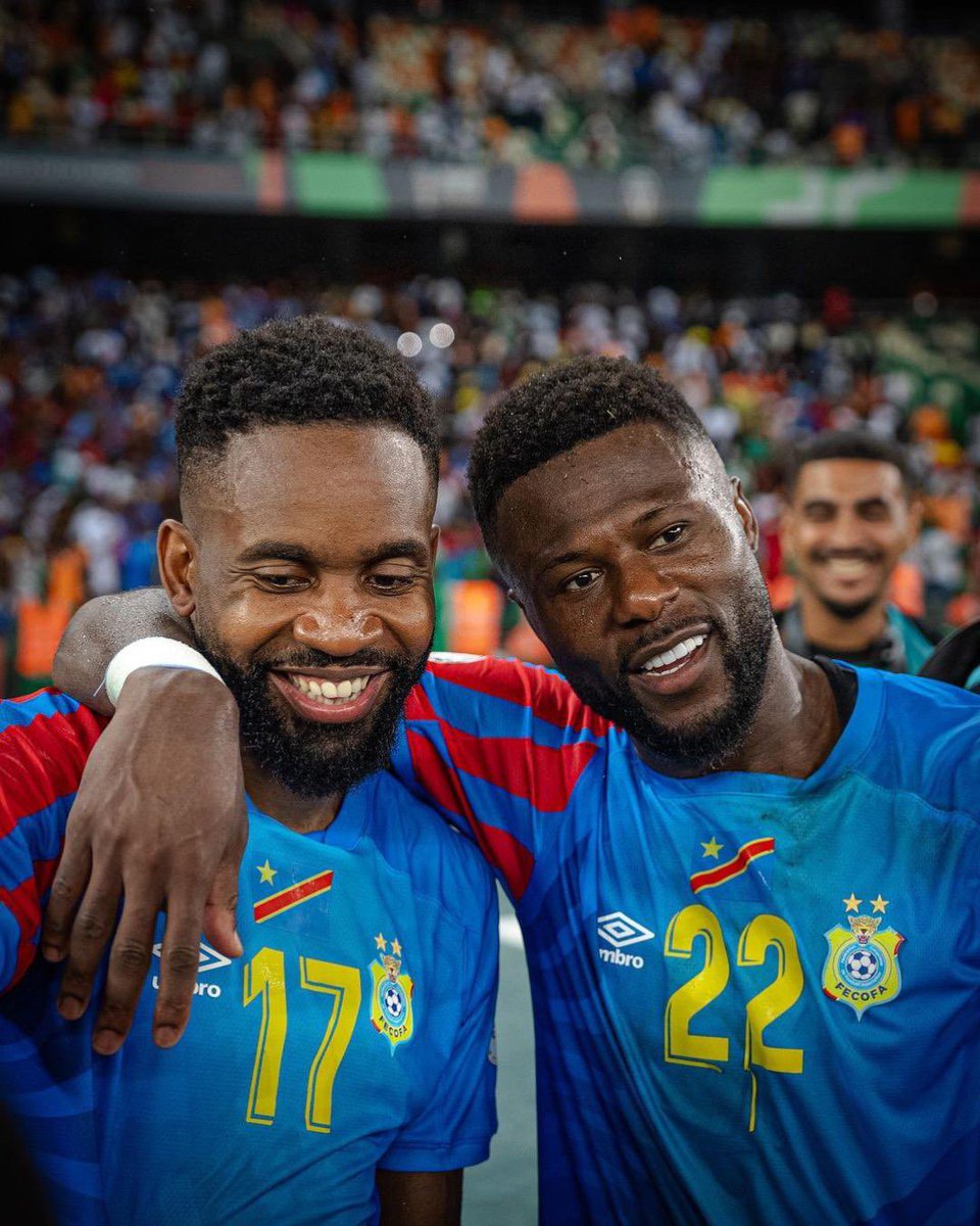 Bakambu17's tweet photo. LEOPARDS 🇨🇩 https://t.co/1BhVTZzSJx
