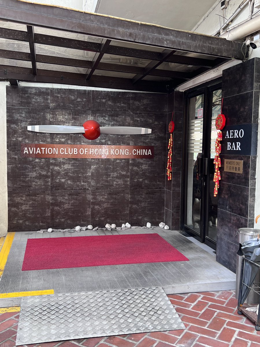 Nicholas Thomas tweet media