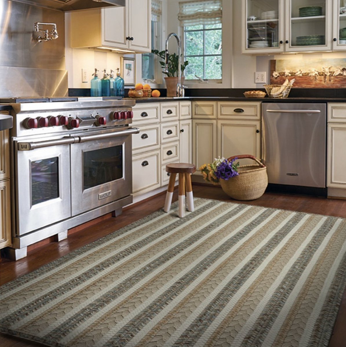 Lisa Davenport tweet media