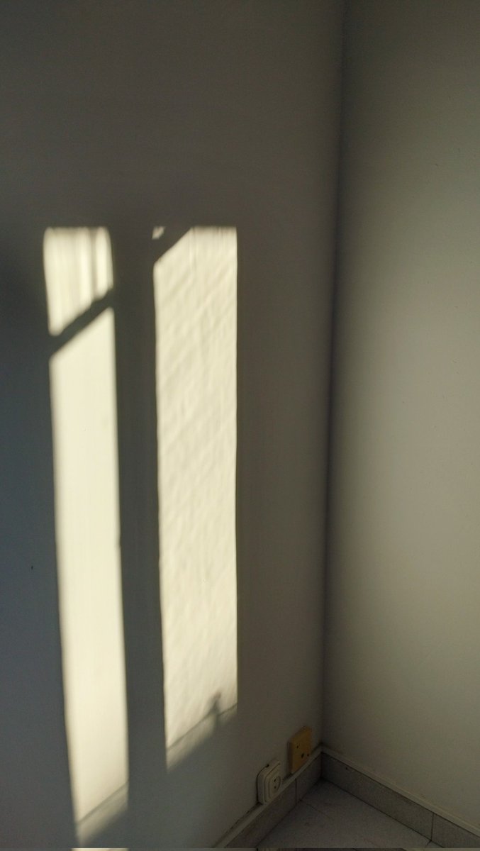 hlmzr_'s tweet image. Aquesta setmana ens han fet fora de casa després de gairebé trenta anys vivint en el mateix pis.

La simple decisió d'un propietari de convertir tot un bloc d'habitatges en un "hotel" i dedicar més de 30 pisos exclusivament a enriquir-se encara més.

🧵🧵🧵