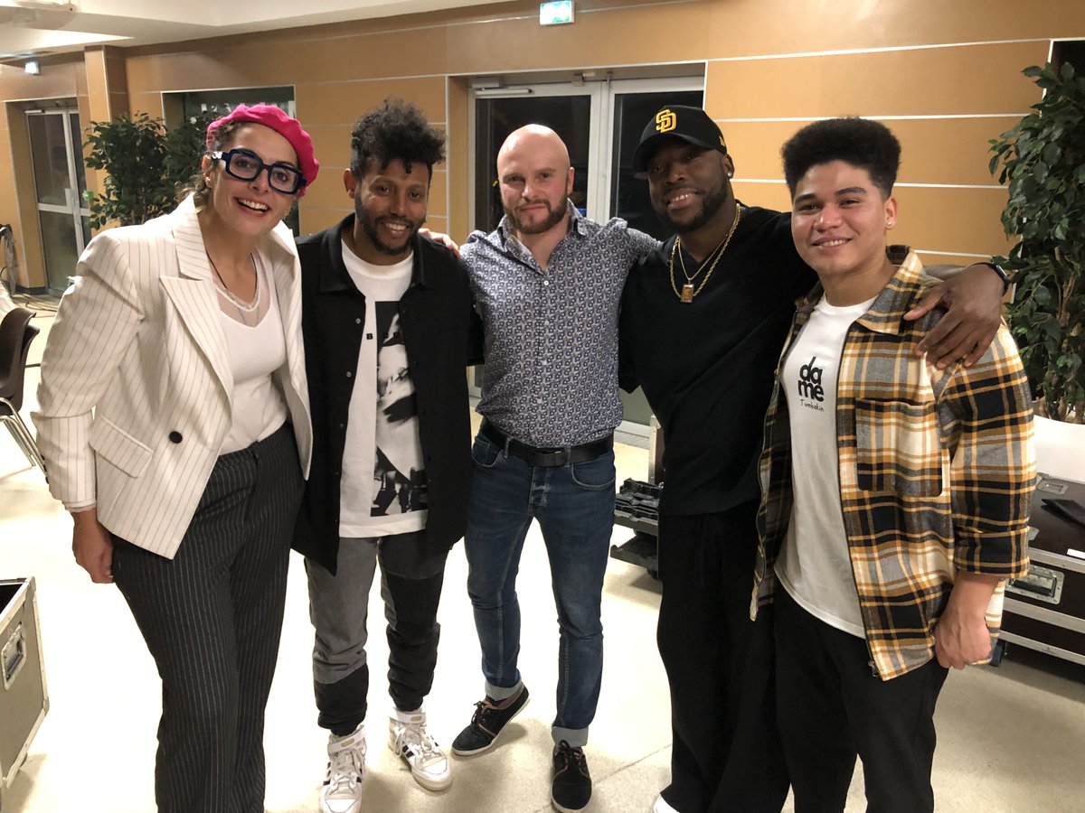 #Baladodiffusion A l’occasion du festival #CubaMeMucho – Angers Salsa Festival – France en janvier 2024, rencontre avec le groupe cubain #Tumbakin proposée par Alexandre Raphalen vu.fr/wnqoq