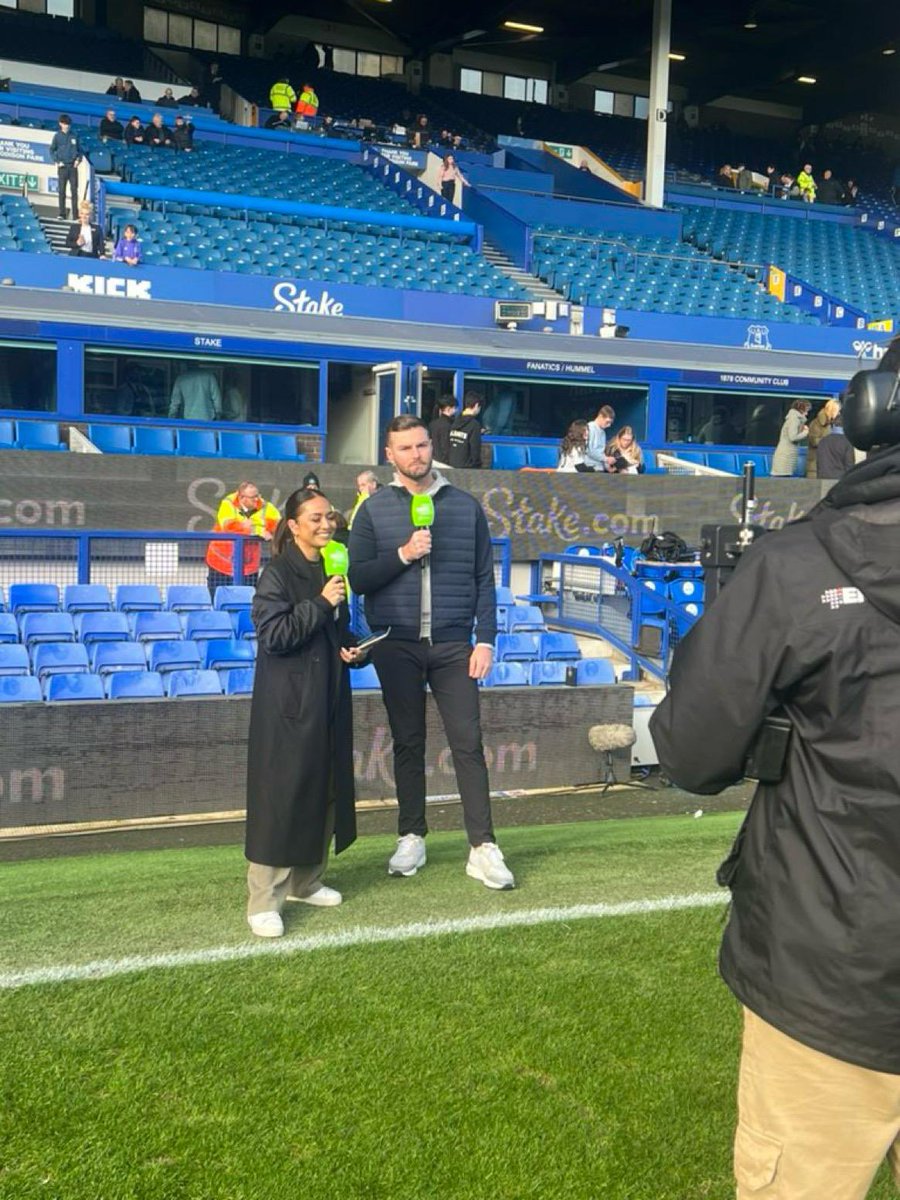 Great to chat to <a href="/footballontnt/">Football on TNT Sports</a> with <a href="/julesbreach/">Jules Breach</a> hope it came across okay 🔵