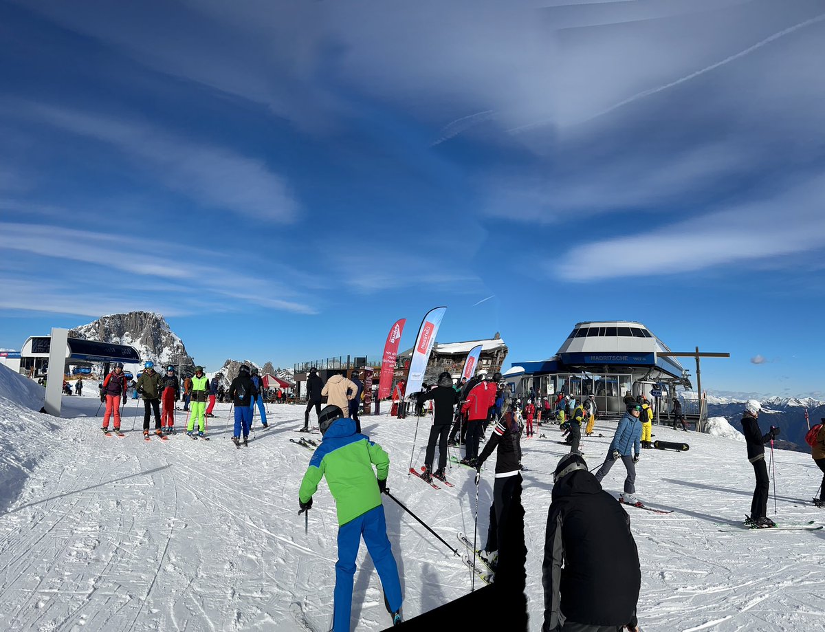Move0n9500's tweet photo. 🏂 #Ferienwahnsinn #nassfeld #carinthia https://t.co/9i2KGbFvdw