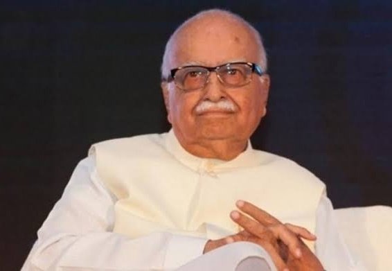 Heartiest congratulations to Shri Lal Krishna Advani ji on being conferred the #BharatRatna. A man of strong principles, this is a true recognition for his invaluable service in building today's strong India.