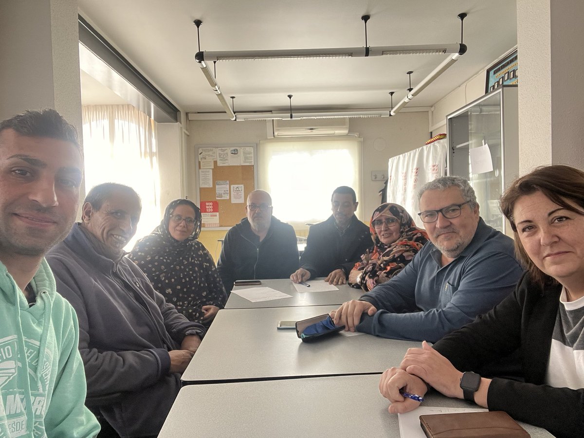 Avui <a href="/ajuntamentSPM/">Aj Santa Perpètua</a> , <a href="/SPSOLIDARIA/">SPSolidària</a> i DISACAT , ens trobem per treballar la festa que organitzarem a #SantaPerpètuadeMogoda el día 24 de febrer Per celebrar el día de la RASD.
<a href="/Polisario_Es/">Frente POLISARIO España</a> <a href="/Polisario_/">Frente POLISARIO</a> <a href="/FonsCatala/">FonsCatalàCooperació</a> <a href="/ccasps/">CCASPS</a> <a href="/Rasd_TVOficial/">TV Saharaui 🇪🇭 En Español</a>