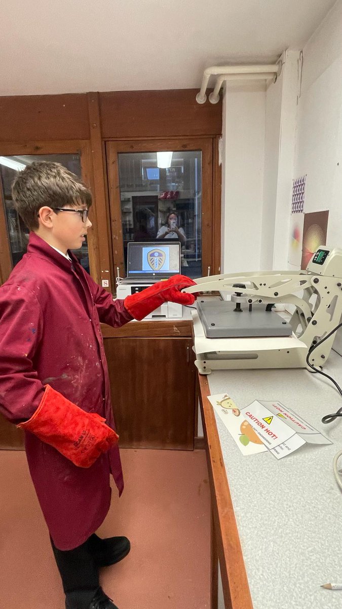 prep_stem's tweet photo. Sport &amp; textiles - first project making kit bags. Adobe Illustrator for graphic design, dye sublimation process to transfer our designs to fabric. Now learning how to use sewing machines. DTE-Art collaboration @SedPrepArt https://t.co/HClvG0FlB9