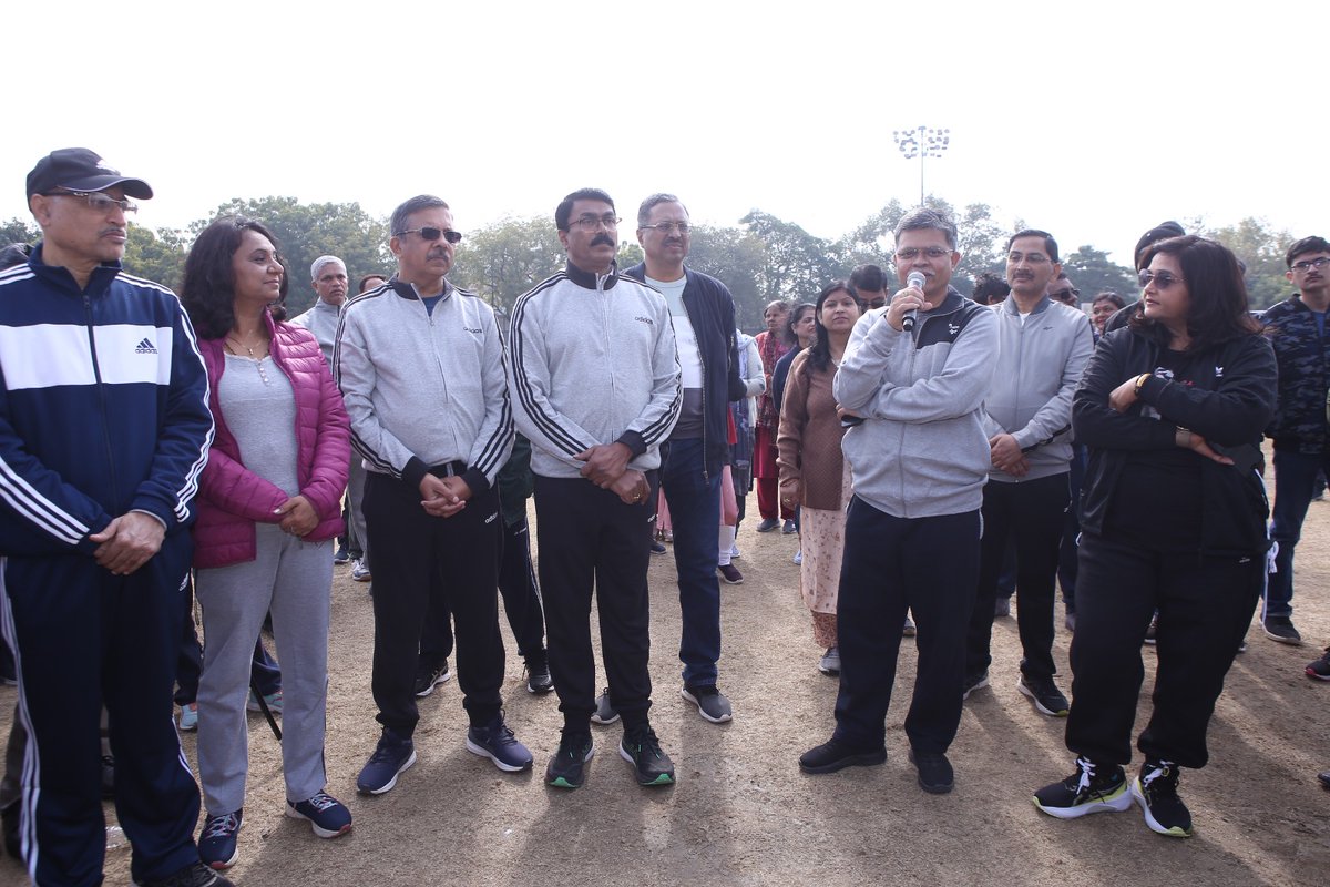 hudcolimited's tweet photo. HUDCO organized #AnnualSportsMeet at Thyagaraj Stadium today i.e. #3thFeb2024.
Shri Sanjay Kulshrestha, #CMDHUDCO inaugurated the event by flying tricolour balloons in the air in presence of Shri M Nagaraj, #DCPHUDCO and Shri D Guhan, #DFHUDCO and other senior officers. https://t.co/M26xiryHz4