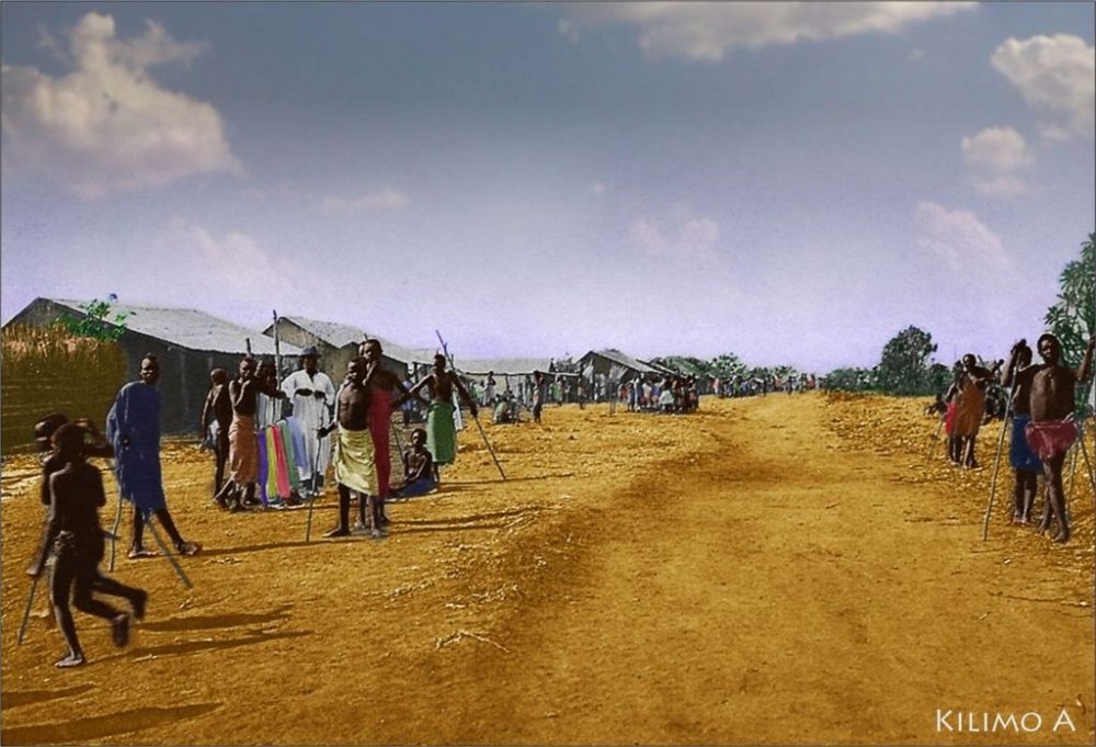 ChristopheUwiz's tweet photo. Aha ni Astrida,muri quartier ya mbere y’ubucuruzi 1920s.

#Archive #Astrida https://t.co/od3BN4QGHJ