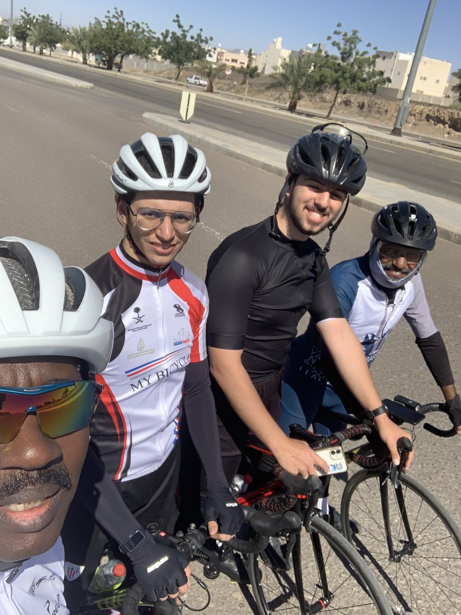 aboeyad88888's tweet photo. تمرين صباحي ولا احلى السبت 3 فبراير 2024 الدوبامين والرياضه🚴🚴‍♂️🚴‍♀️🥇 https://t.co/rSkF5f4A6p