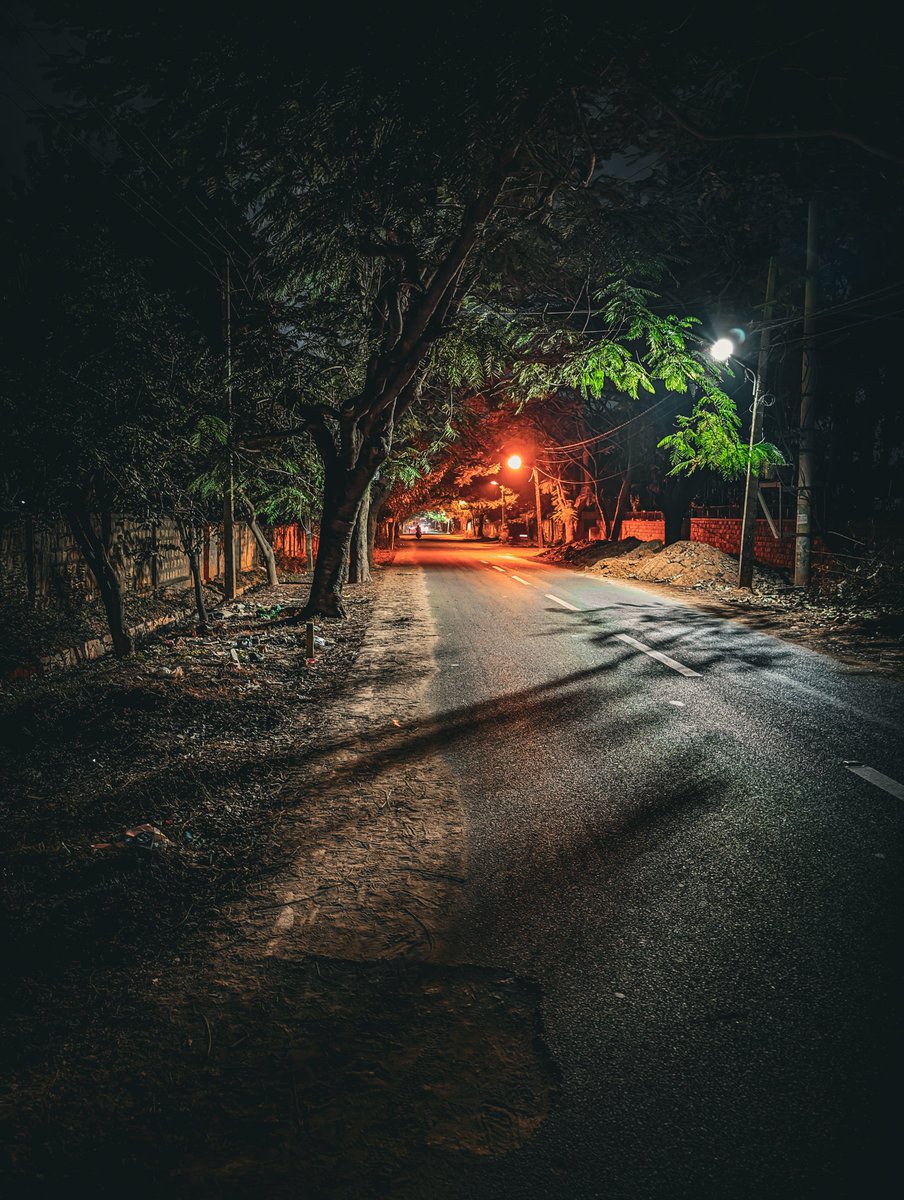 code_crafter_14's tweet image. Life is better under the stars .......

#pixel8 #NightFlightFriday #nightlife #lightroom