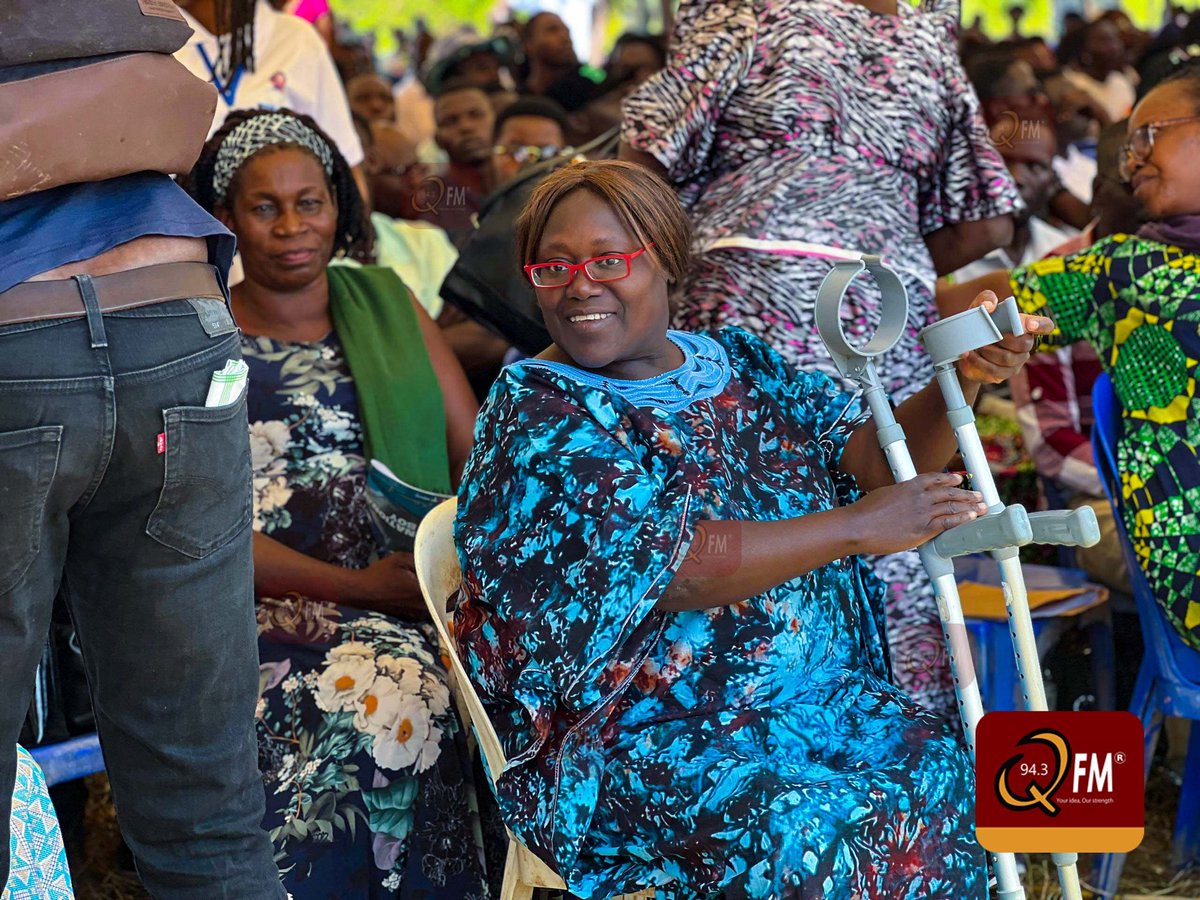 943qfmlira's tweet photo. UPDATE 🚨
Rosemary Alwoc Ogwal, daughter of the late Imat Cecilia Ogwal, is present at the funeral of Beepee.
#RIPBeepee
#943qfmupdates https://t.co/86kcewkZ2O