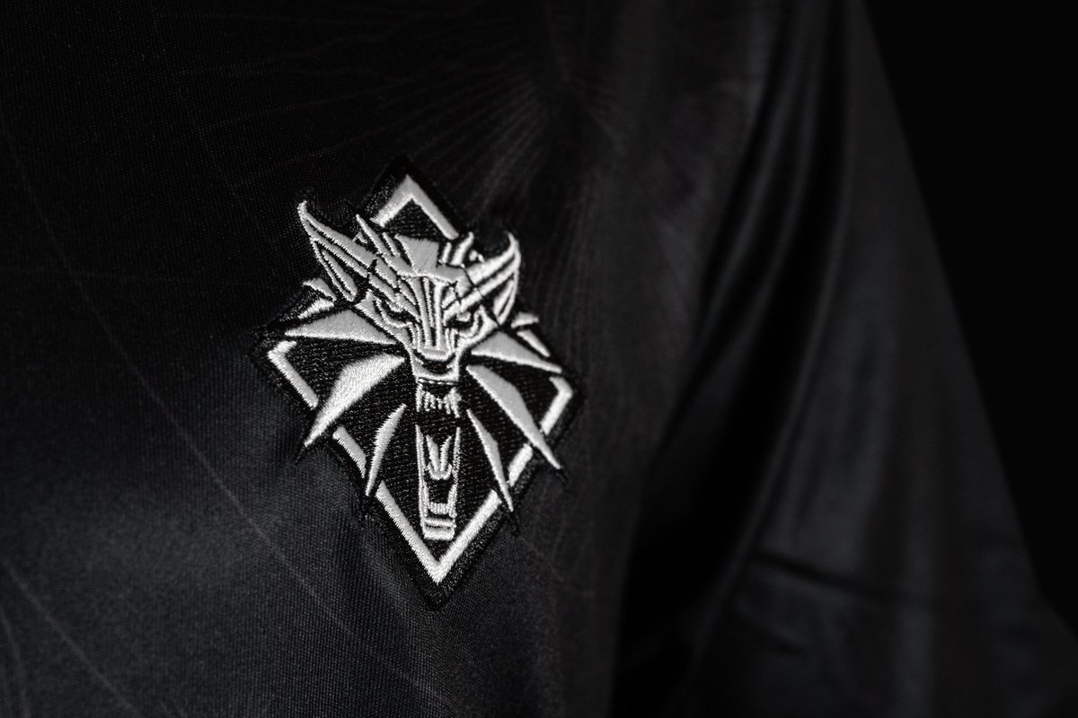 _Dyenamik's tweet photo. Our crest
Our colours
Our club
#TeamWitcher
https://t.co/facTd6BsYq https://t.co/zt8mnHaWcQ