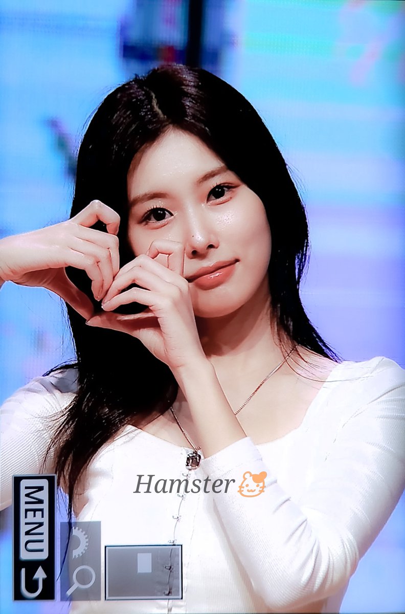 hamster705's tweet photo. 240203　Ⅳ

#강혜원 #Kanghyewon https://t.co/tvmOPiyLre