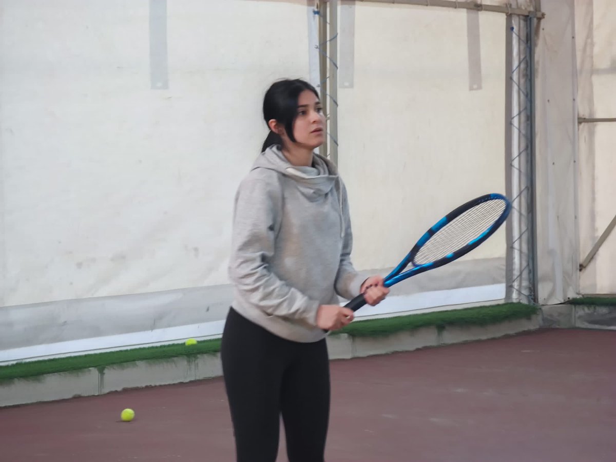 GSB_Konya's tweet photo. 29 Ocak - 02 Şubat 2024 tarihleri arasında Dumlupınar Tenis Kortlarında düzenlenen "Hafta İçi Kış Tenis Turnuvası" sona erdi. Müsabakalar sonunda derece alan sporculara ödülleri takdim edildi.
@OA_BAK @gencliksporbak https://t.co/9hQB4iiD0z