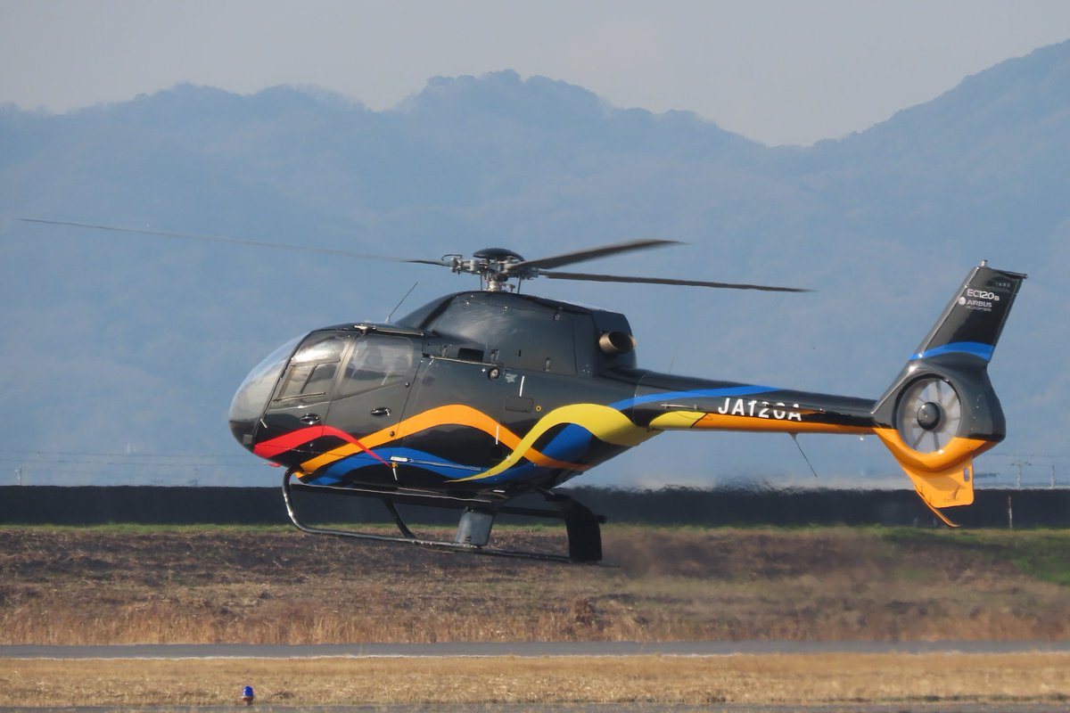 2024/2/3(SAT) RJBK

Japanese Company Ownership
JA120A
Airbus Helicopters EC120

#岡南飛行場