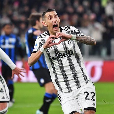 GaderGans's tweet photo. 🔴 سؤال لجماهير اليوفي ...

من افضل لاعب أرجنتيني ارتداء قميص اليوفي  من هؤلاء الاربعه  .. https://t.co/VkKcWkY4ya
