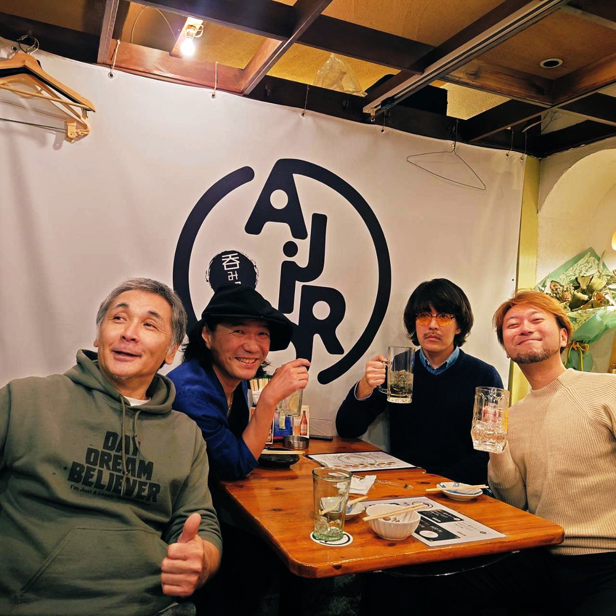 sodmsyk's tweet photo. setten Vol.M7th〜Billy Joelの会〜
ビリー・ジョエルへのリスペクト、愛に溢れた充実のイベントになりました🥹最後のセッション、名曲6曲、確実にステージにビリーがいたね🤣🎹✨
ご来場頂いた皆さん、コアな時間だったかもしれませんが最後までありがとうございました😊
#setten
#session
#setsubun https://t.co/BWj5bR4LZb