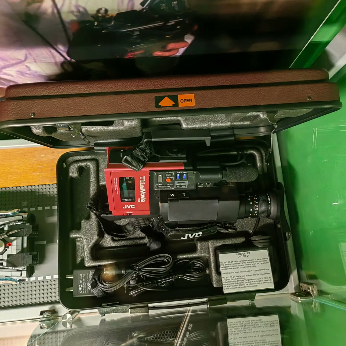 PEEKANDPOKE's tweet photo. #backtothefuture #jvc #movies #lego #delorean #museum #computermuseum #peekandpokemuseum https://t.co/luiXJ9WGHp