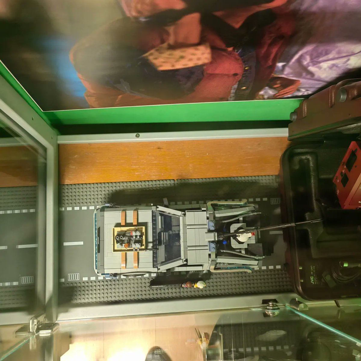 PEEKANDPOKE's tweet photo. #backtothefuture #jvc #movies #lego #delorean #museum #computermuseum #peekandpokemuseum https://t.co/luiXJ9WGHp