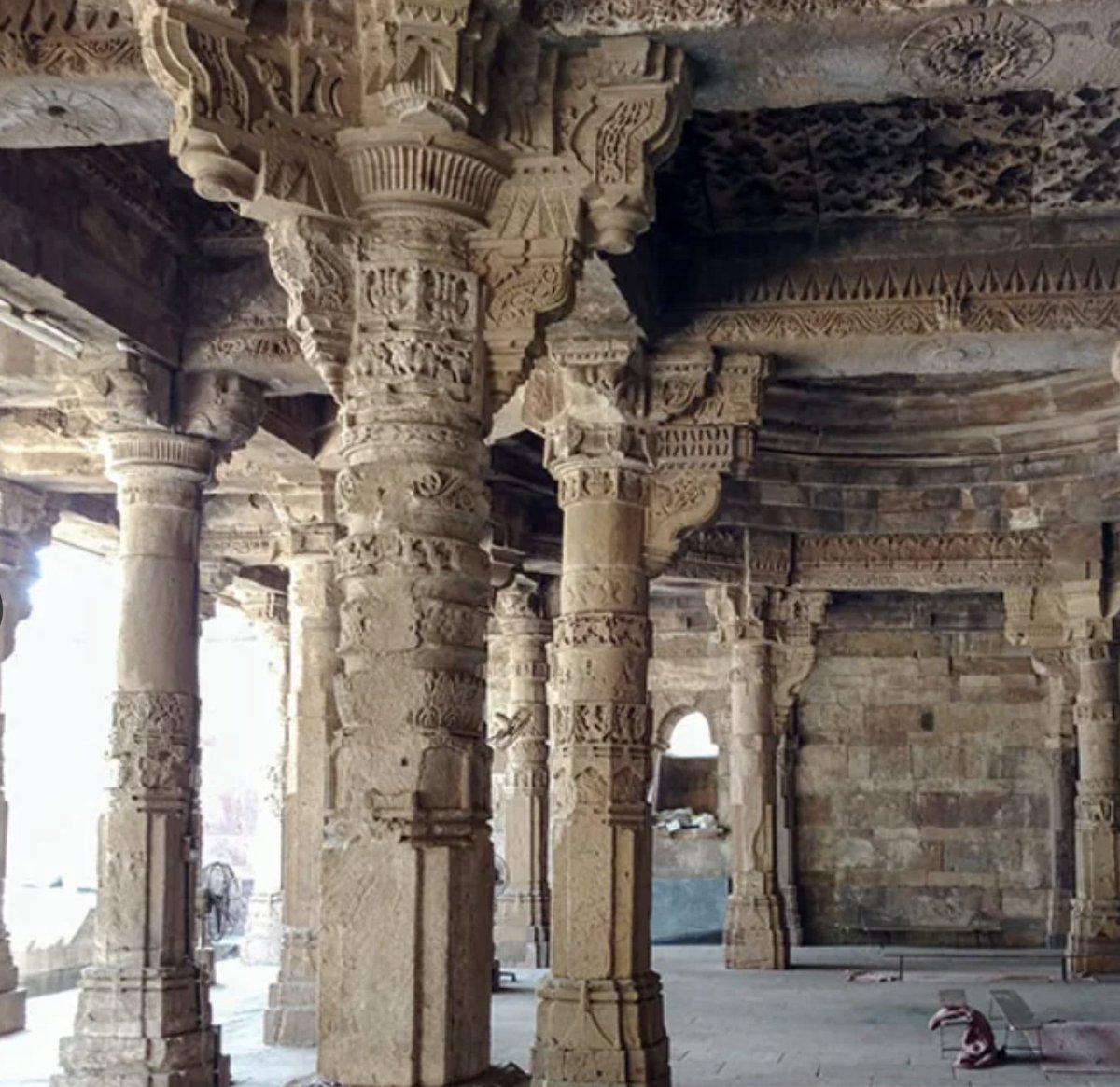 1-22-those-who-threaten-that-asi-should-excavate-hindu-temples-for-jain