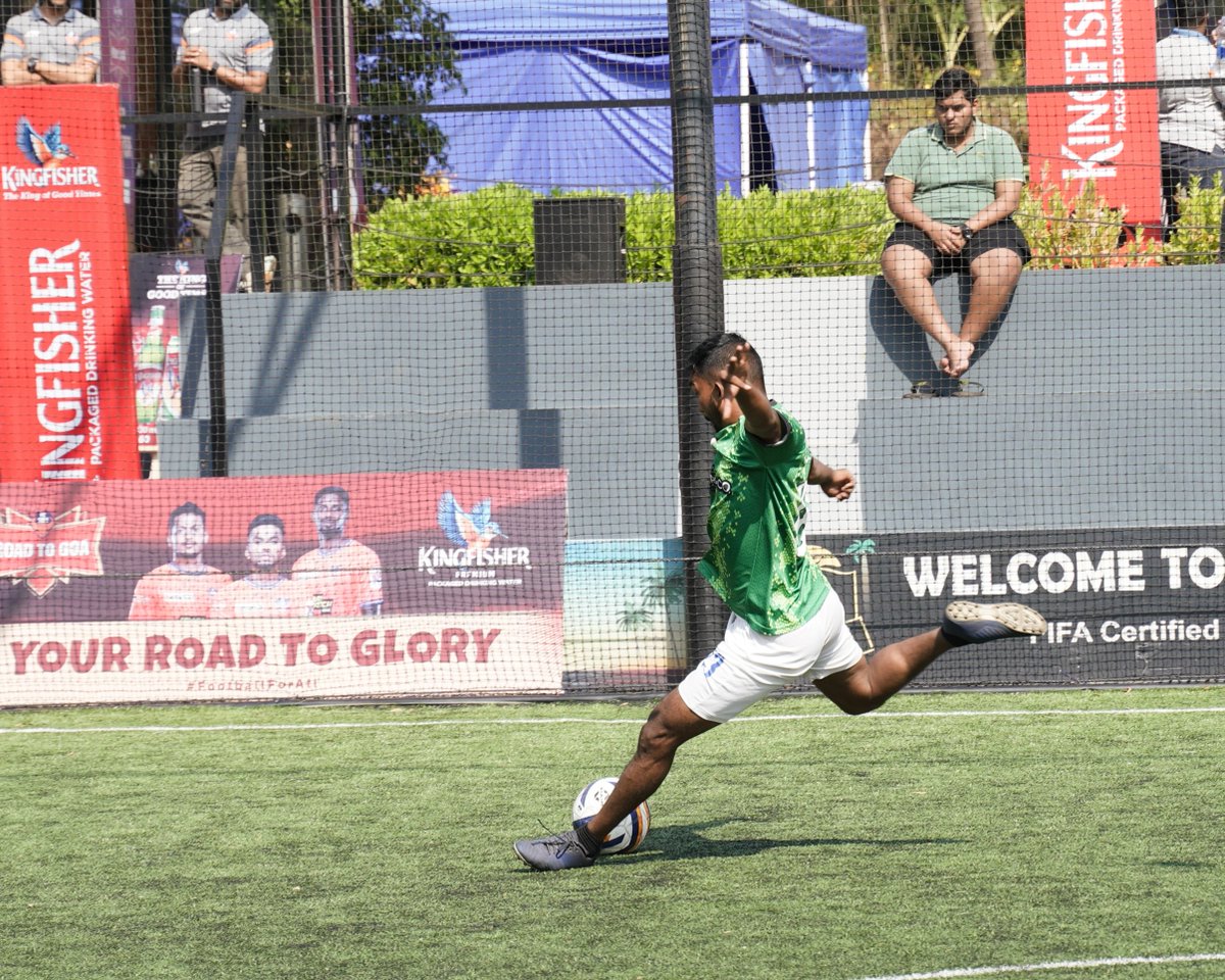 FCGoaOfficial's tweet photo. It’s all going down at the Base  😮‍💨🔥
#RoadtoGoa https://t.co/48tv91Knv1