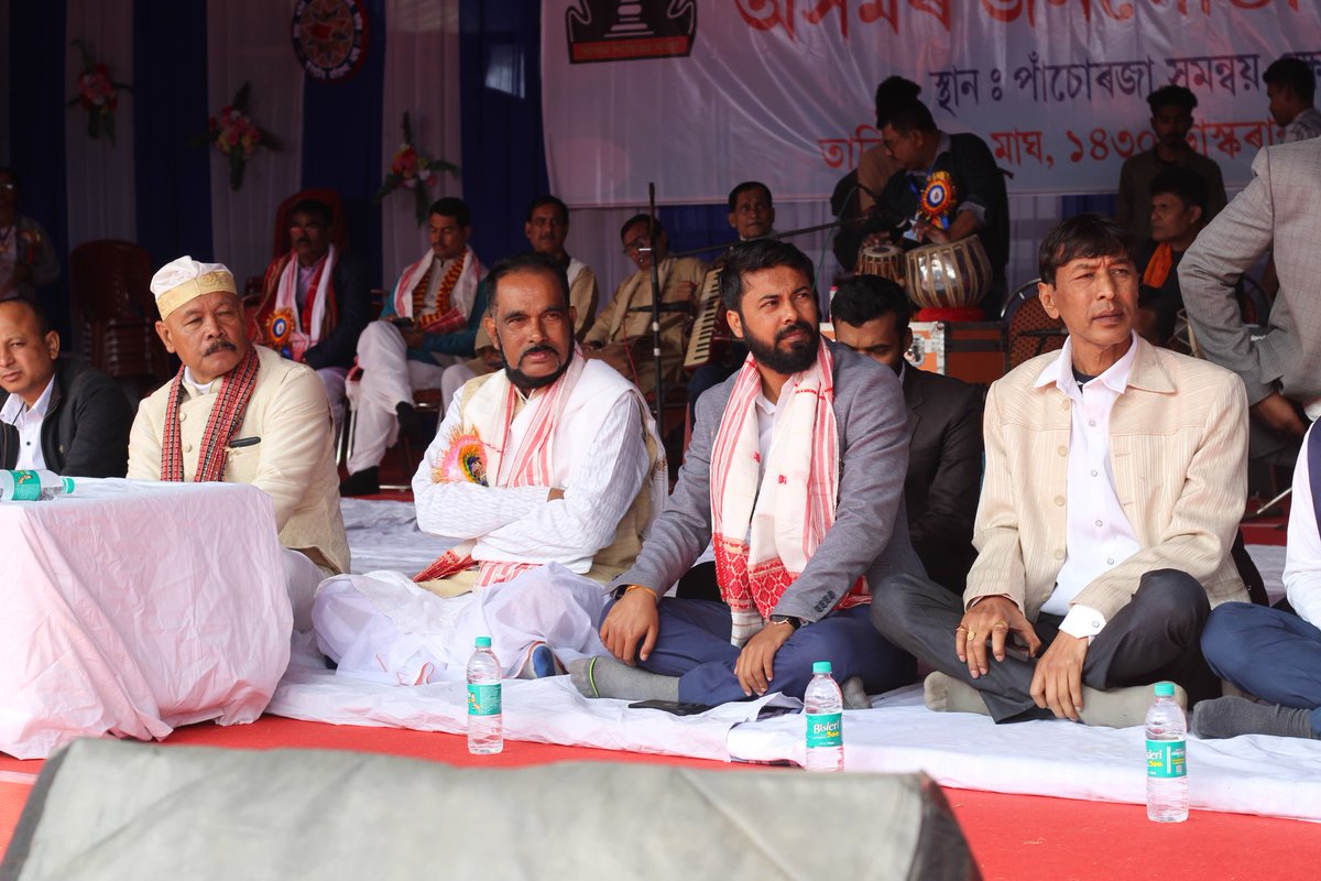 Utpal_Assam's tweet photo. মৰিগাঁও জিলাৰ পাঁচোৰজা সমন্বয় ক্ষেত্ৰত অনুষ্ঠিত অসম সাহিত্য সভাৰ একাদশ বিশেষ বাৰ্ষিক বাৰপূজীয়া অধিৱেশনৰ “স্বাধীনতা সংগ্ৰামী প্ৰাক্তন মন্ত্ৰী শৰৎ চন্দ্ৰ গোস্বামী সোঁৱৰণী অসমৰ জনগোষ্ঠীয় ছাত্ৰ সন্মিলন”ৰ উদ্বোধক হিচাপে উপস্থিত থাকো। https://t.co/Gpwpwq1fZi