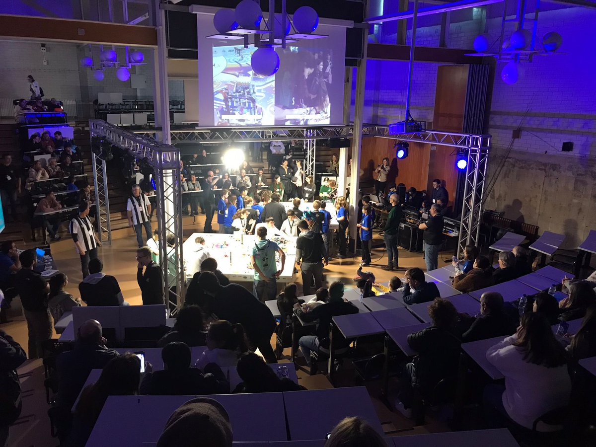 🏆Avui s’entreguen els premis d’una nova edició de la <a href="/FLLGironaEPS/">FLL Girona</a> que la <a href="/UdGPolitecnica/">Escola Politècnica Superior #50EPS</a> porta a la nostra ciutat. Coneixement, talent i ganes!