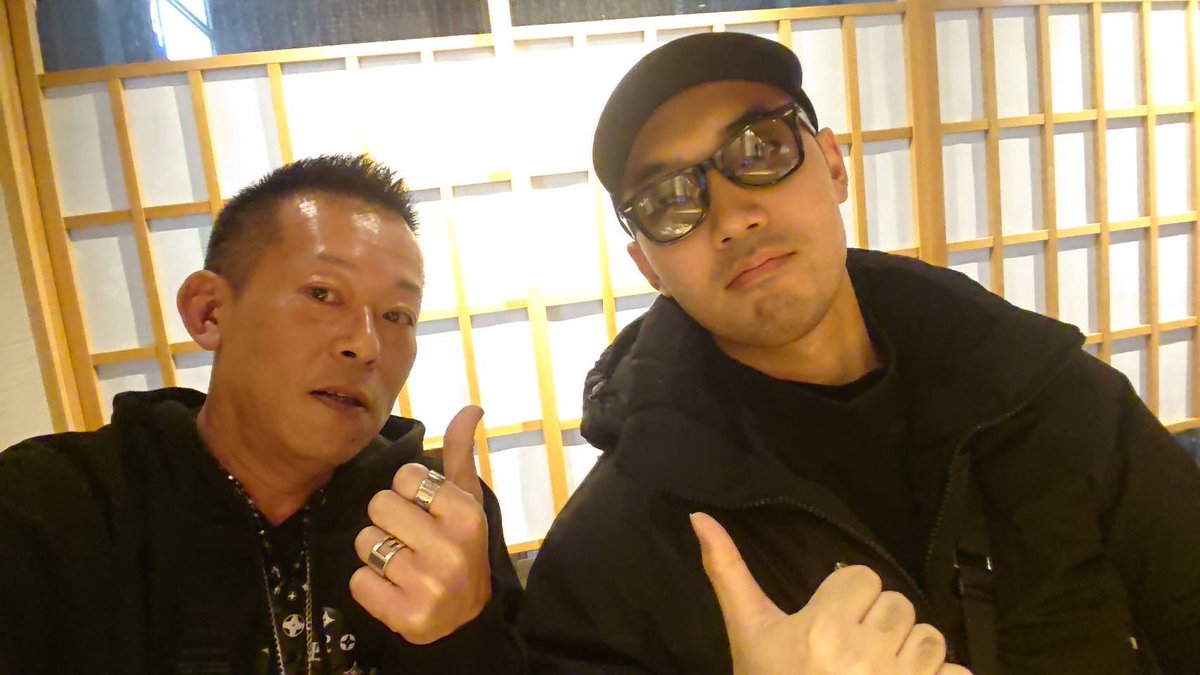 初の雅さん。
とても美味しかったです。
ヒロトさんご一緒させていただきありがとうございます。
<a href="/MIYABI20180404/">和食とお酒 雅 (大阪 心斎橋)</a> 
<a href="/10_19_densetsu/">Hiroto</a> 
#食
#心斎橋