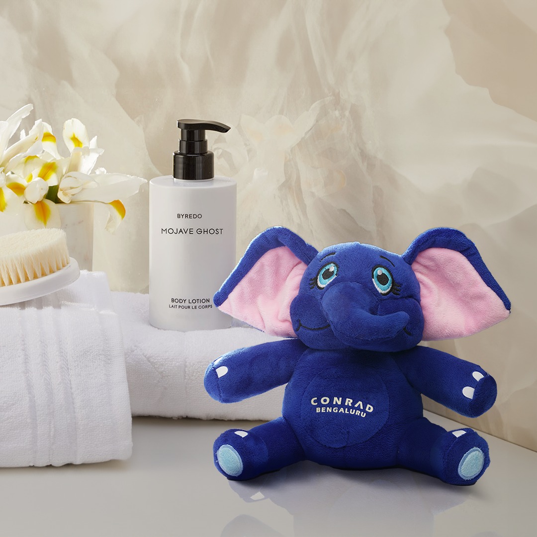 𝒔𝒆𝒕𝒕𝒊𝒏𝒈 𝒏𝒆𝒘 𝒔𝒕𝒂𝒏𝒅𝒂𝒓𝒅𝒔 𝒐𝒇 𝒔𝒆𝒍𝒇-𝒄𝒂𝒓𝒆

Ellie believes in prioritising self-love, and we would love it if you would too! Let Conrad be your indulgent escape with luxe Byredo bath amenities that pamper your senses.