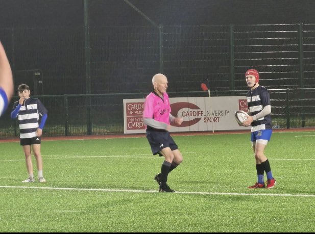 Lush to see the Williams brothers playing for the same sevens team last night ❤️Huge thanks to <a href="/PE_stcenydd/">St Cenydd PE</a> staff for giving up your Friday evening to be pitchside in awful weather .💙