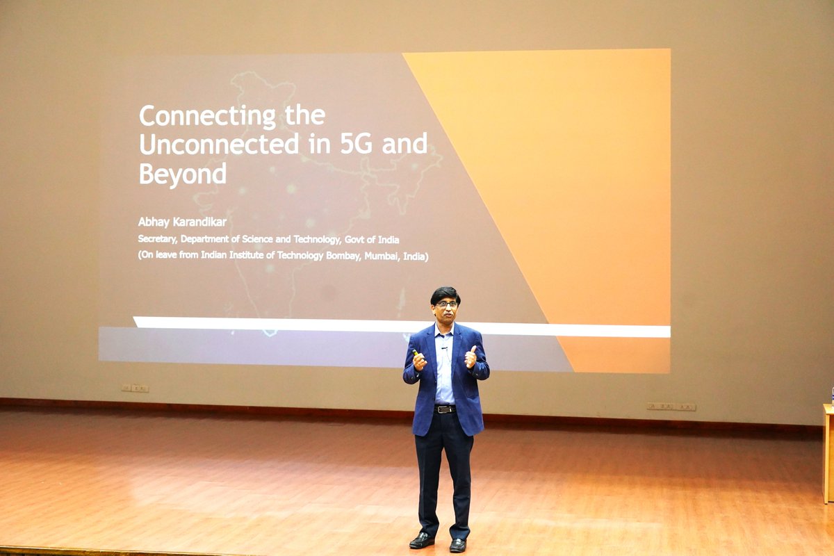 LibraryIISERB's tweet photo. Prof. Abhay Karndikar's enlightening talk @iiserbhopal  unveils the future of wireless connectivity, Frugal 5G networks, the pivotal 5Gi standard,  envisioning India as a 2030 global leader in wireless innovation. Connecting the unconnected! #5G #5Gi  #iiser #iiserb #Wireless https://t.co/Lqy4QYKuif