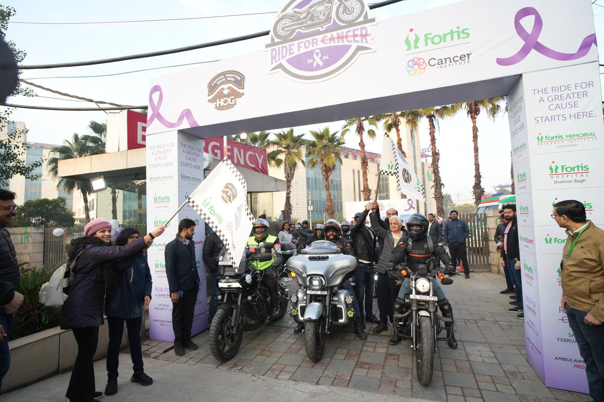 fortis_hospital's tweet photo. Witness the Flag-Off and the roar of survivor strength who start this inspiring ride with a celebration of life &amp; courage.
We express our gratitude to the Harley Owners Group and the Fortis Delhi NCR team for making this happen.

Watch this space for snippets of #RideForCancer. https://t.co/IQ1l1Ls5gI