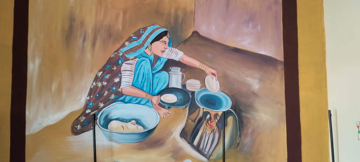 drmprayagrajnc's tweet photo. Happy to share glimpses of New Running room at Prayagraj Cheoki,  designed with ethnic Indian culture depicted in varied wall paintings comprising of traditional Indian villages and Worli Paintings, old type 1 houses converted to Running Room. https://t.co/5vgbHDjjb0