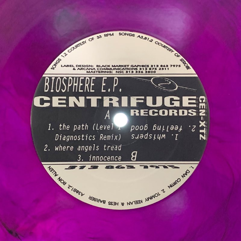 panoramascene's tweet photo. VA / Biosphere E.P.(1992)
Damon BookerによるRetroactiveのサブレーベルCentrifuge Recordsから。
Prototype名義でDan Curtin - The Pathのオリジナルを収録。
Canadian House / Strobe主宰のRon Allenも。
#NSC
#detroittechno
#midwesttechno
#translucentvinyl https://t.co/X2YejR0BsG
