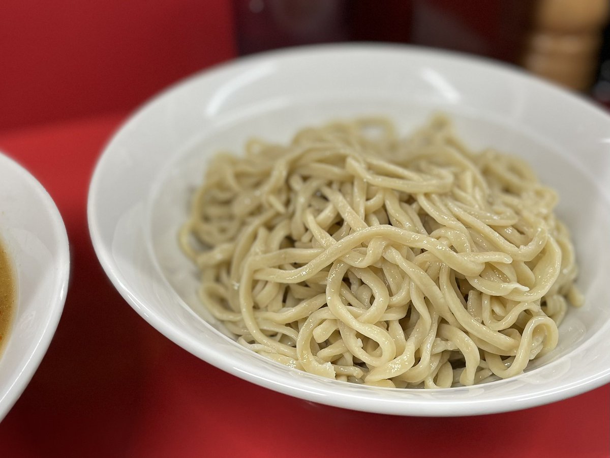 nirao2563's tweet photo. 立川マシマシ長岡店
つけ麺小　300g
野菜マシ
アブラマシマシ

普通のラーメンの時よりペロリ😋と食べられた。
#立川マシマシ https://t.co/OcyvGw7JVv