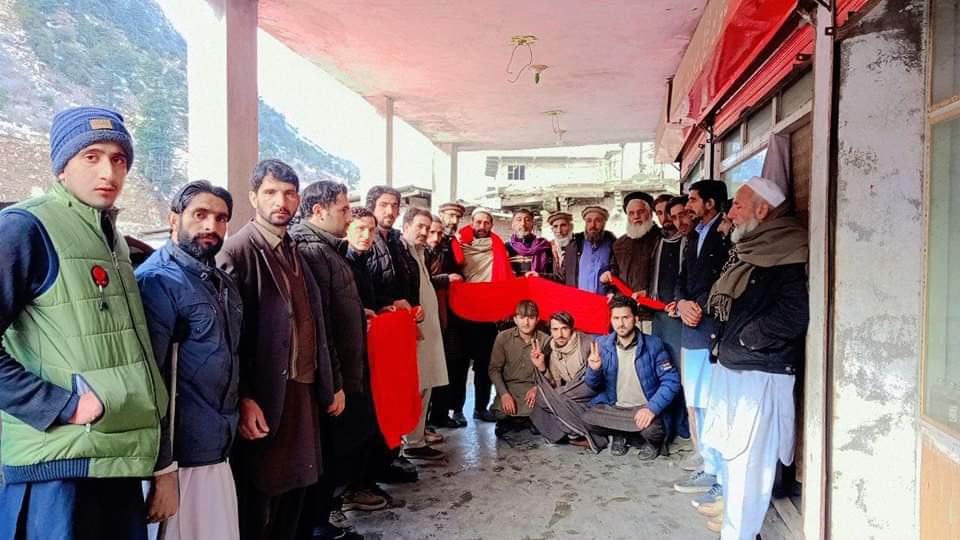 AyubKAsharay's tweet photo. مانکیال۔
ساتھی الیکشن کمپین میں مصروف۔
سب کے جذبے کو سلام۔
ہمیں آپ پر فخر ہے۔🚩
#ANP #PK_3 #NA02 https://t.co/PoC2sg2Twg