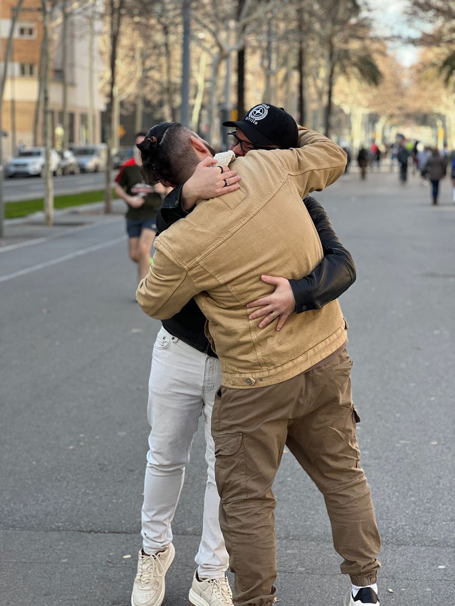 ArieNeoSC's tweet image. Citizen Love in Barcelona 🤣 @VisselRed8 - @CrucianGaming you are next.