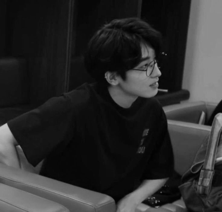papermemoriesss's tweet photo. 𝑓𝑜𝑢𝑟 𝑜ℎ 𝑜𝑛𝑒 𝐼𝐼𝐼
-- a sc, jh, ww, mg x oc 🔞au

𝘞𝘢𝘭𝘢 𝘱𝘢 𝘴𝘪𝘺𝘢𝘯𝘨 𝘣𝘢𝘣𝘢𝘦 𝘯𝘢 𝘯𝘢𝘬𝘢𝘯𝘵𝘰𝘵 𝘯𝘢 𝘩𝘪𝘯𝘥𝘪 𝘶𝘮𝘪𝘪𝘺𝘢𝘬 𝘴𝘢 𝘭𝘢𝘬𝘪 𝘯𝘨 𝘢𝘭𝘢𝘨𝘢 𝘯𝘪𝘺𝘢.

PW Hint: 5 letters, 1 word, tagalog 
https://t.co/hCLADSNdLu https://t.co/ApHBLhm9iJ