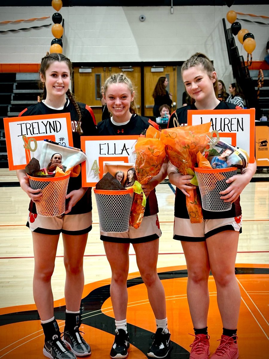 What a great way to celebrate our seniors with a win over New Oxford. Congratulations ladies‼️🏀⚫️🏀⚫️