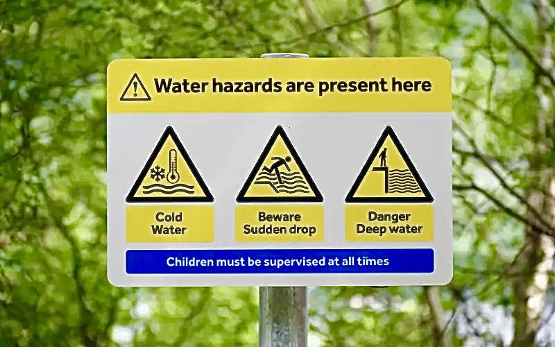 🤔 Do you know someone who'd like to learn English as a Second Language? 

✅ We have some brilliant courses beginning soon, perfect to help people improve their English language skills and apply them in lots of everyday situations!

Explore our courses ⬇️
courses.adultlearningnorfolk.co.uk/CourseKeySearc…