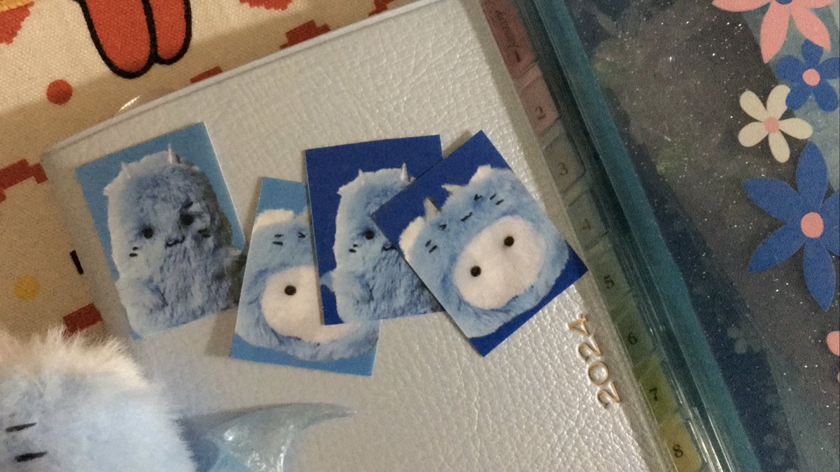 hinaku_u's tweet photo. < 히나쿠우 2月 인형 통판 >

• #rt 한 분께 용 스티커를 보내 드려요 ... ♡

청룡 인형 통판을 진행합니다 🐉 ヾ(･ω･`｡)
모자를 벗겨 다른 아이에게 씌울 수도 있어요

• 2月 4日 (일) 17:30 ~ 2月 8日 (목) 23:59

• 🔗  https://t.co/BlhNVFLBhL https://t.co/IZjcvd2Mhv