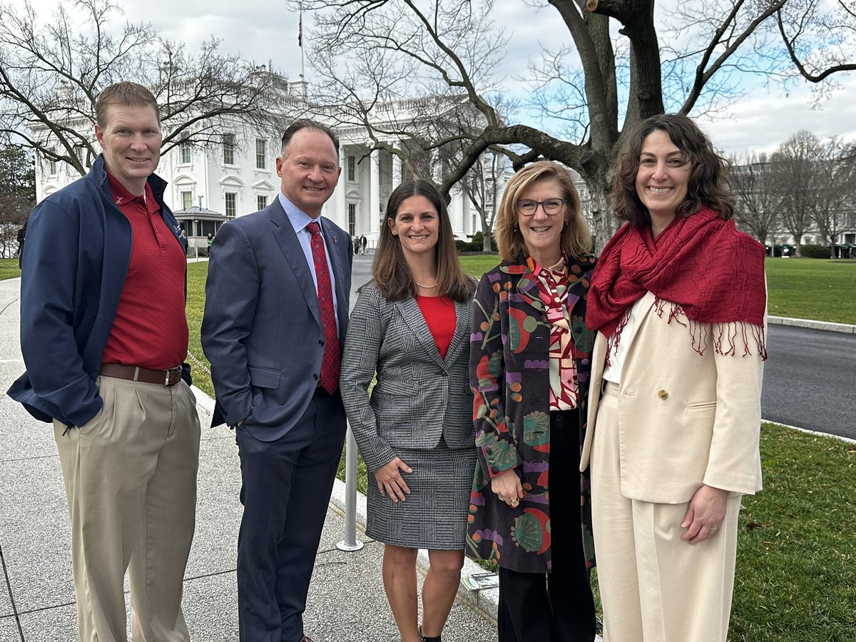 KismetRasmu's tweet photo. @Intermountain team #GoRed at #ACCCVSummit in DC
Raising awareness: women and heart disease!
We need to translate awareness to action
Increase equity in recognition, treatment, outcomes in women 💃🏽💃🏽💃🏽💃🏽💃🏽💃🏽💃🏽💃🏽💃🏽💃🏽💃🏽
@jeffgossHF @Jess_Intermtn @KirkKnowlton @VietHeartPA https://t.co/bw0D78IcoS