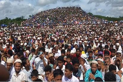 Its_Akriti_Rao's tweet photo. म्यांमार में बौद्धों की हत्या-बलात्कार कर अलग देश "रखाइन" मांगने बाले रोहिंग्या घुसपैठिए कल भारत में गड़बड़ नहीं करेंगे,
गारंटी क्या है?

देश है या धर्मशाला?
घुसपैठिए बाहर कब?

घुसपैठिए भगाओ, देश बचाओ। https://t.co/coPkNWg5Oj