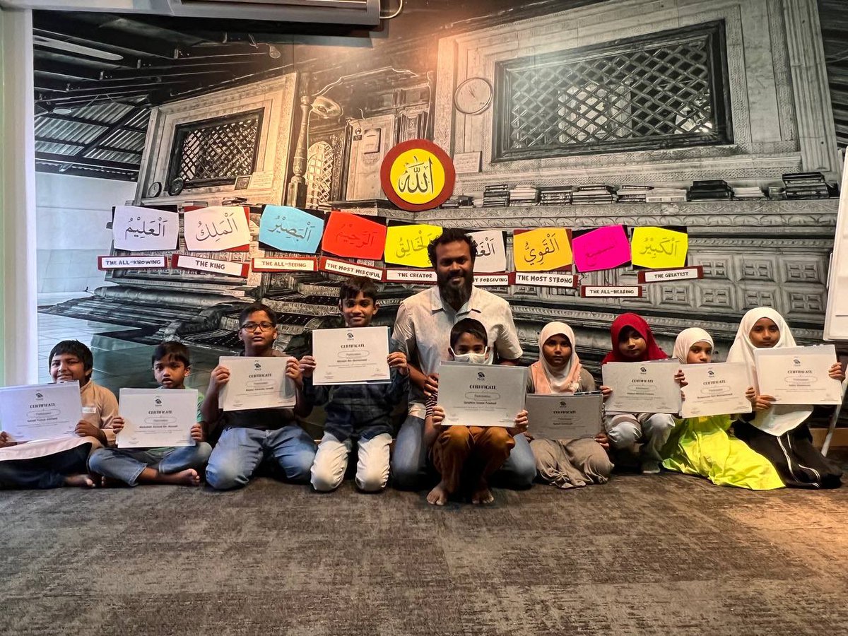 Mv_Peace's tweet photo. Snapshot’s from Kids workshop on "Do You Know Allah" Batch - 1, delivered by @CheySobah 

#DoYouKnowAllah
#peacemv https://t.co/ooASIco9Vz