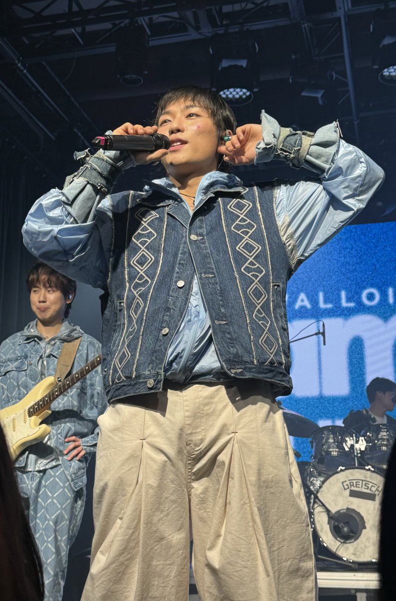 memil25's tweet photo. 뒤에 장태웅 뭐?야? https://t.co/WqdSq68eXC